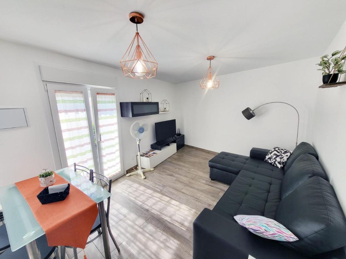 Apartamento Del Puente Autol Ngoại thất bức ảnh
